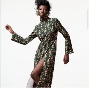 XS Zara printed turtleneck dress